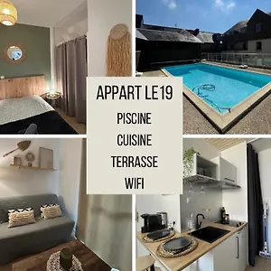 - 19 Rochefort-en-Terre